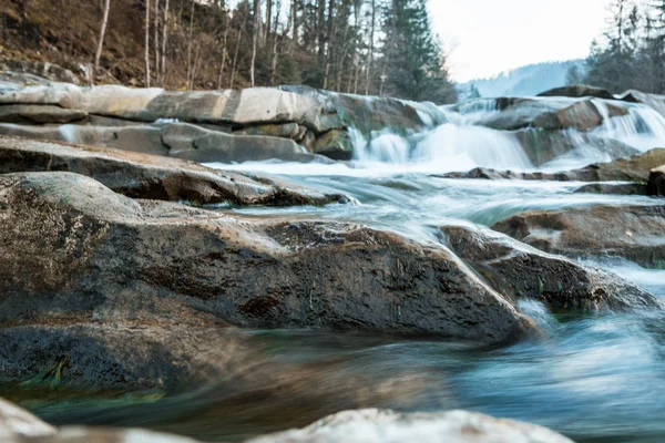 Rivière Rocheuse Entourée Eau Pour Tout Cadre — Photo