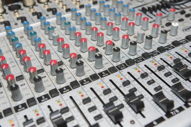 full frame kontrolleri ile ses konsol