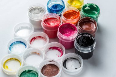 küçük renkli guaj boya tüm kare. Yatay çerçeve