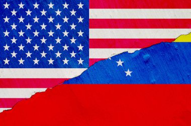 Arka plan doku ile a çatlamak tüm çerçeve üzerinde eski püskü boya Venezuela ve ABD bayrağı. Yatay çerçeve