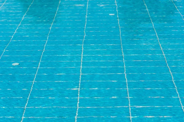 Klara blå pool vatten fullformat — Stockfoto