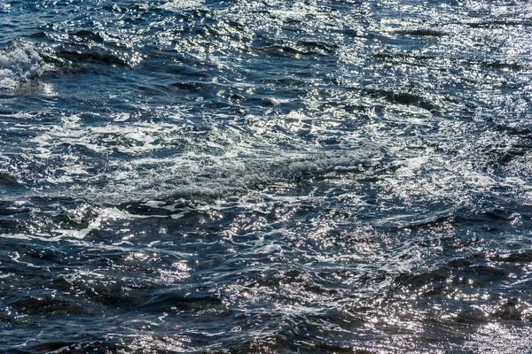 青い海の水の全体フレームします。 — ストック写真