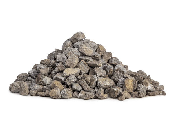 Гравий 5-20 мм на белом фоне
