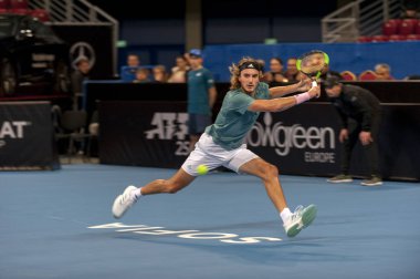Sofya - Şubat 07.2019: Stefanos Tsitsipas(Gre) çalış, Sofia, Bulgaristan için Atp Sofia açık Turnuvası üzerinde 05 Şubat 2019 - görüntü