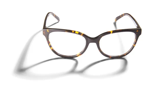 Werbefoto Einer Brille Mit Schatten Isoliert Auf Weißem Hintergrund — Stockfoto