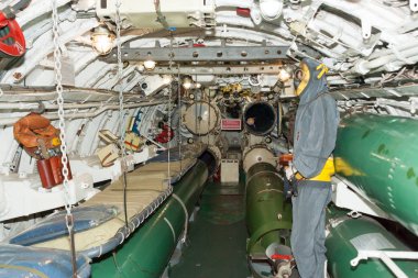 St. Petersburg, Rusya Federasyonu - 12 Kasım 2017:Interior Deniz Kuvvetleri Müzesi'nde Rus Sovyet denizaltısı.