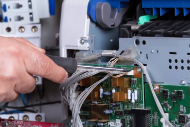 elektrikçi sabitleme elektrikli cihaz