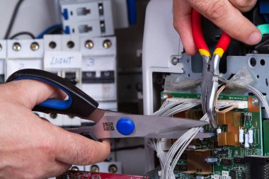 elektrikçi sabitleme elektrikli cihaz