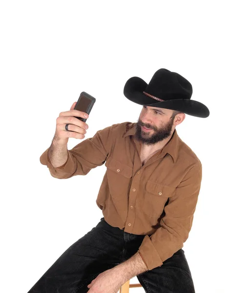 Een Knappe Jongeman Dragen Een Zwarte Cowboyhoed Bruine Shir — Stockfoto