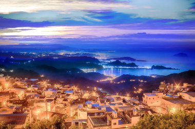Ziyaret Jiufen gece görünümü, insanlar Jiufen eski şehir'Ruifang bölgesi yeni Taipei şehrinde bulunan mirası