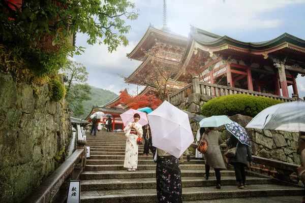 Templo Kiyomizu Dera Japón Nov 2013 Puerta Referencia Del Santuario — Foto de Stock