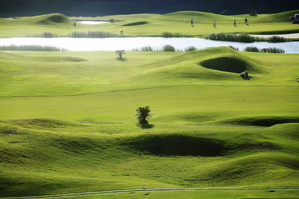 Pěkné Zelené Travnaté Golfové Hřiště Golf Club — Stock fotografie