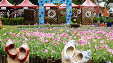 Taipei Shilin resmi konutu, Tayvan - 21 Şubat 2019: 2019 Shilin resmi ikamet lale sergisi, Taipei, Tayvan