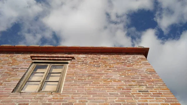 Traditional ancient gothic style window. Old vintage window on s — Stock Photo, Image