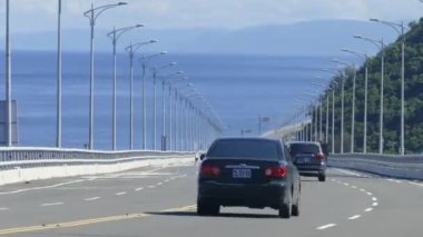 Taitung Jinlun Köprüsü 'nün zaman aşımı. Tayvan' ın doğu kıyısında güzel bir köprü.