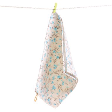 İp clothespins havluda