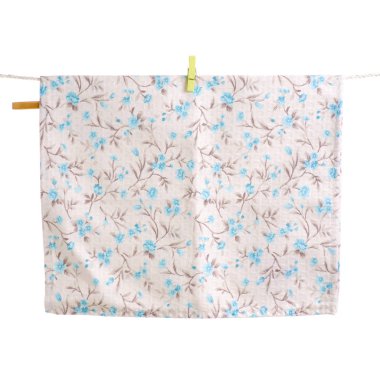 İp clothespins havluda