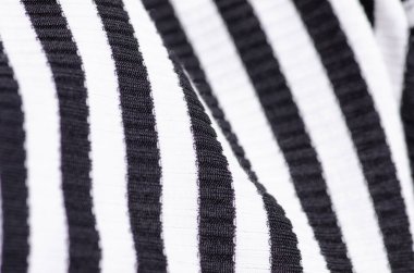 Kumaş Giyim siyah ve beyaz şerit