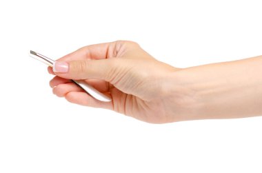 Kaşları elinde cımbız