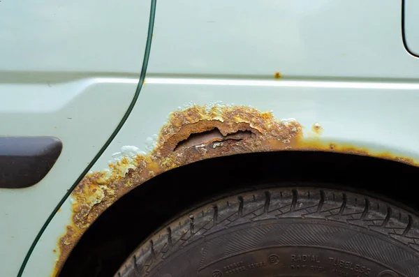 Car rust on the street