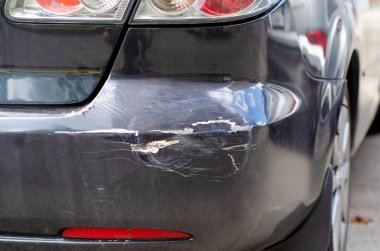 Siyah araba dent arka tampon