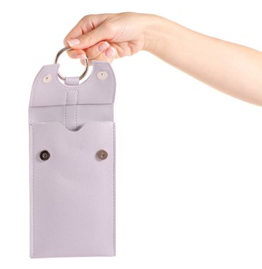 Küçük gri kadın elinde cep telefonu akıllı telefon için durum çanta