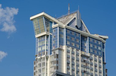 Yüksek katlı ev modern