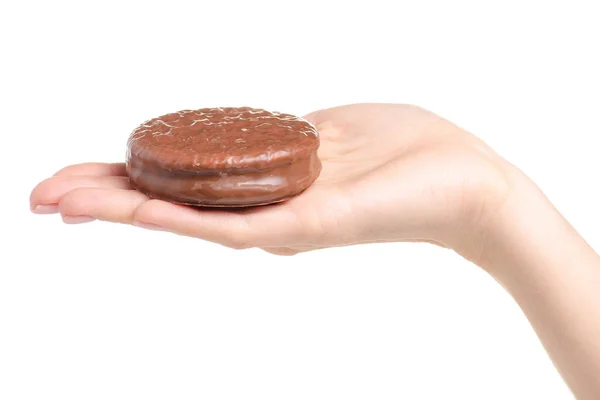 チョコレート サンドイッチ クッキーを手に — ストック写真