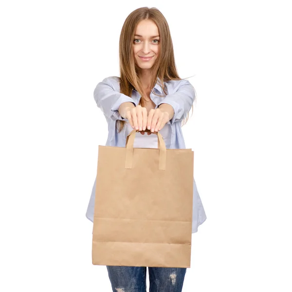 Mulher segurando um saco de papel beleza de compras — Fotografia de Stock