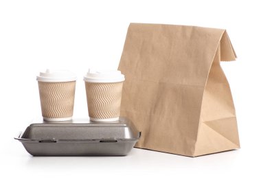 Yemek ve kahve almak uzakta