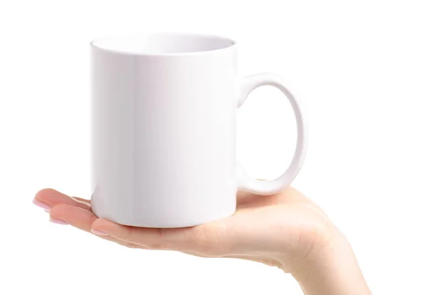 Taza taza blanca en mano femenina — Foto de Stock