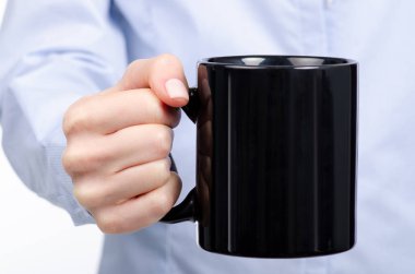 Kadın el Siyah Kupası kupa