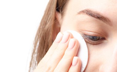 Kadın yüzü gözü yeşil pamuk yastık