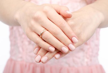 El bir yüzük altın güzellik kadın