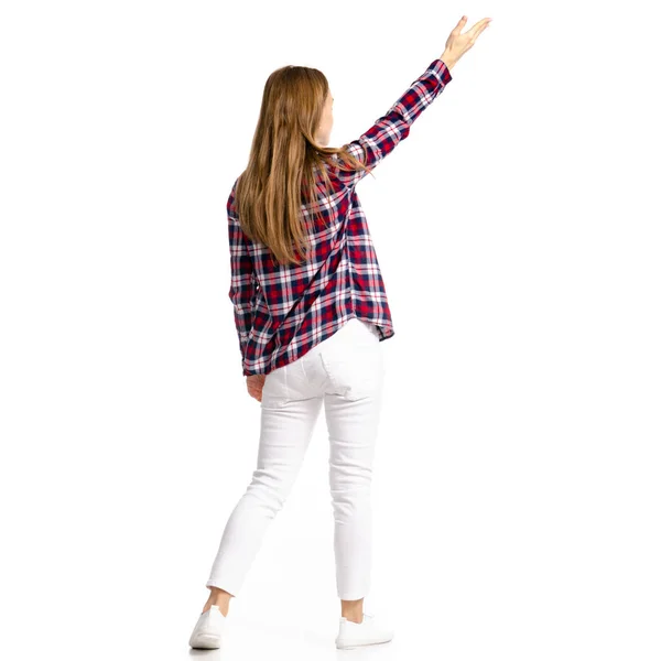 白のジーンズやシャツ: 表示中の女性 — ストック写真