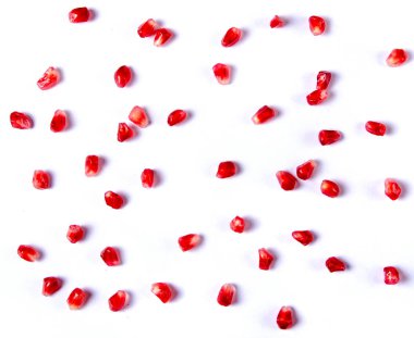 Beyaz zemin üzerine kırmızı nar meyve