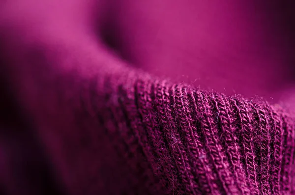 Fabric teplé fialové lila růžový svetr textilní materiál textura — Stock fotografie