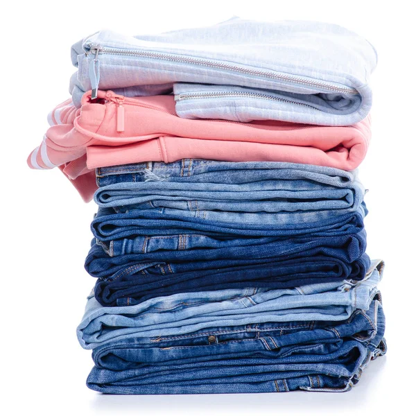 Stack blå jeans och kläder hoodie — Stockfoto