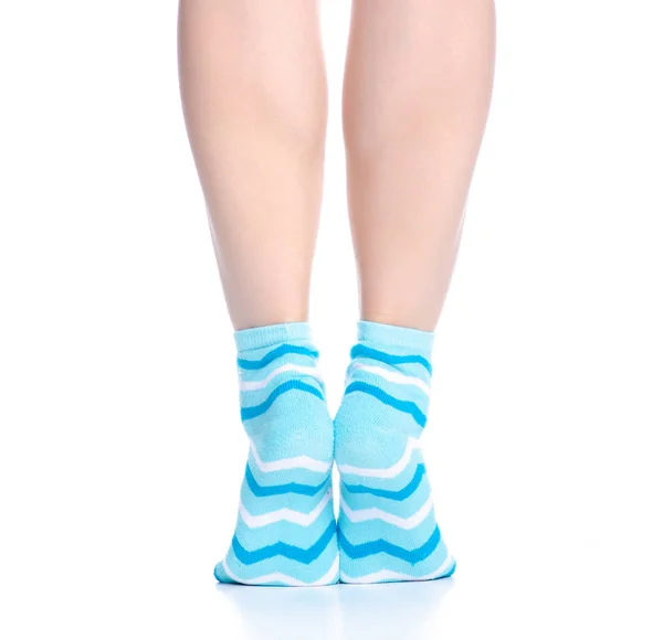 Piernas femeninas con calcetines azules de moda — Foto de Stock