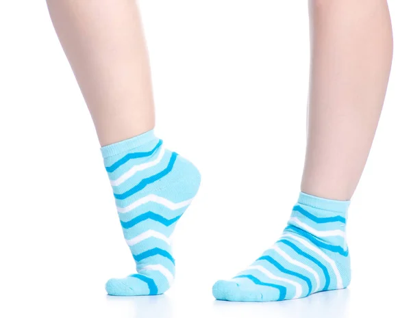Kvinnliga ben med blå strumpor fashion — Stockfoto
