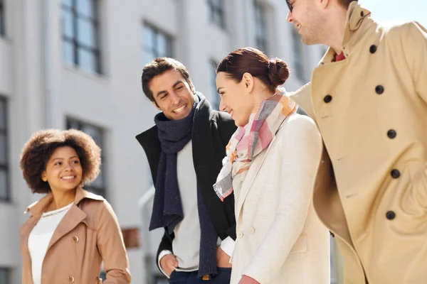 Office workers or friends talking on city street — Stock Photo, Image