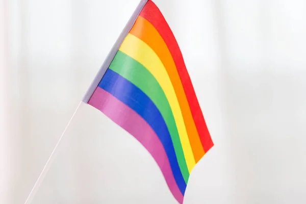 Närbild på gay pride Regnbågsflaggan — Stockfoto