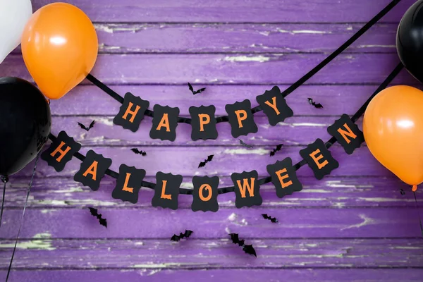 Feliz festa de Halloween guirlanda e balões — Fotografia de Stock