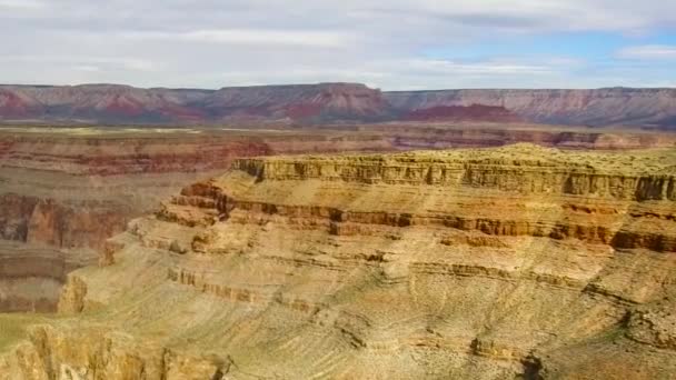Aerial view of grand canyon cliffs from helicopter — Stock Video