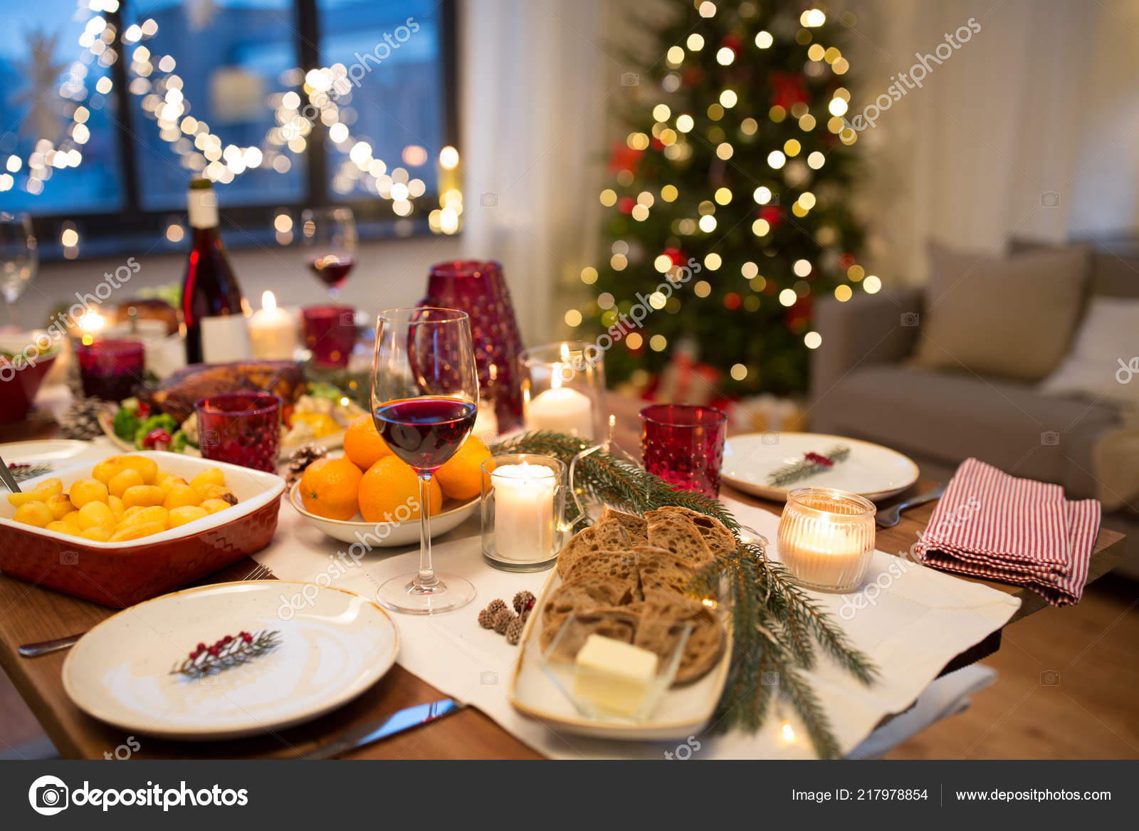 assistant forgiven Dwell Food and drinks on christmas table at home Stock Photo by ©Syda_Productions  217978854