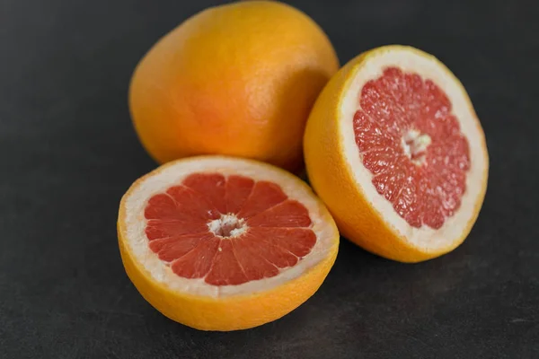 Close up of fresh juicy grapefruits — Stock Photo, Image