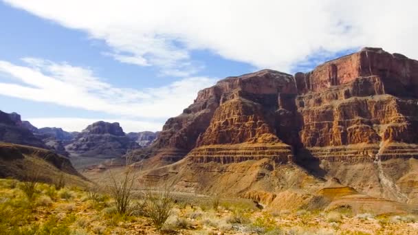 Vista de grandes penhascos canyon — Vídeo de Stock