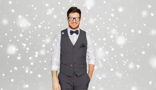 Happy man in festive suit and eyeglasses — Stock Photo, Image