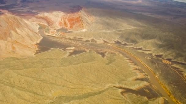 Vista aérea del Gran Cañón y el río Colorado — Vídeo de stock