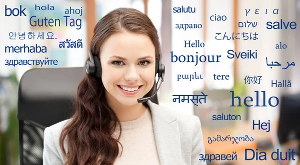 Traduttore su parole in lingue diverse — Foto Stock